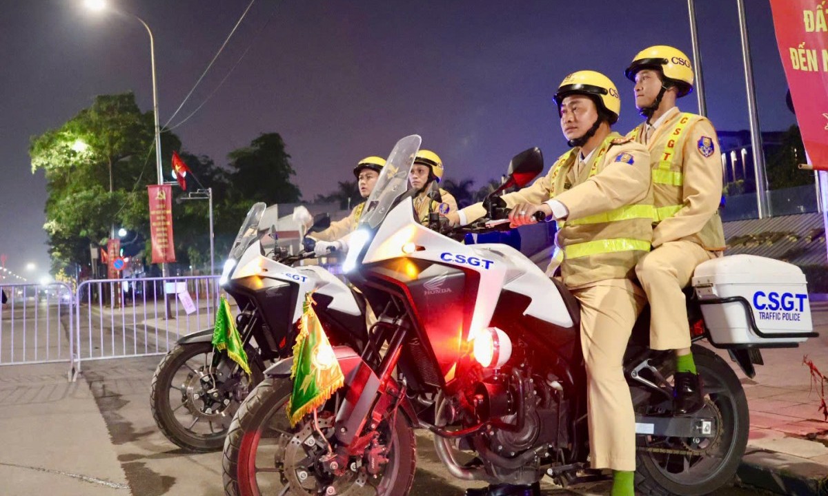 Công an Hà Nội triển khai lực lượng bảo vệ Chương trình nghệ thuật đặc biệt chào mừng thành công Đại hội XIV