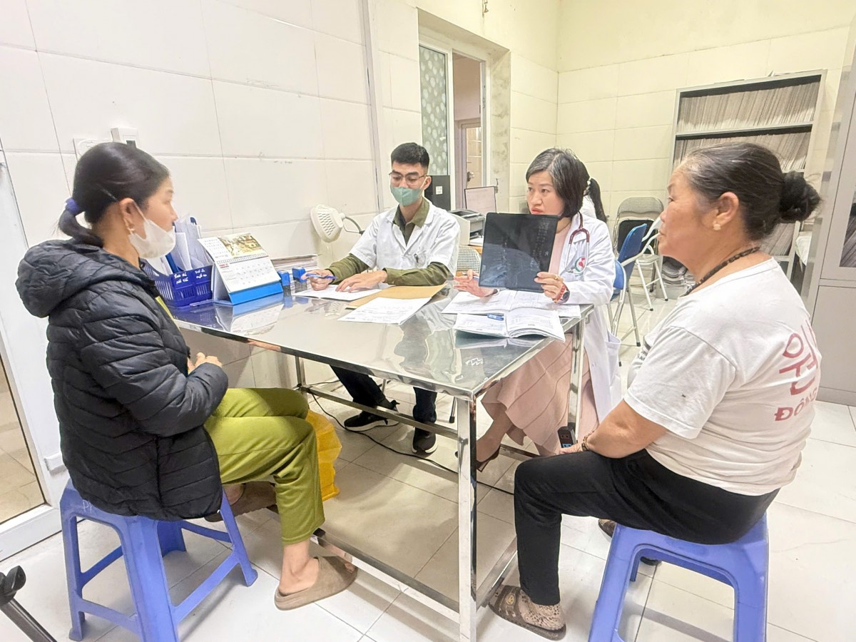 Nâng tầm y tế cơ sở từ sự hỗ trợ của tuyến trên