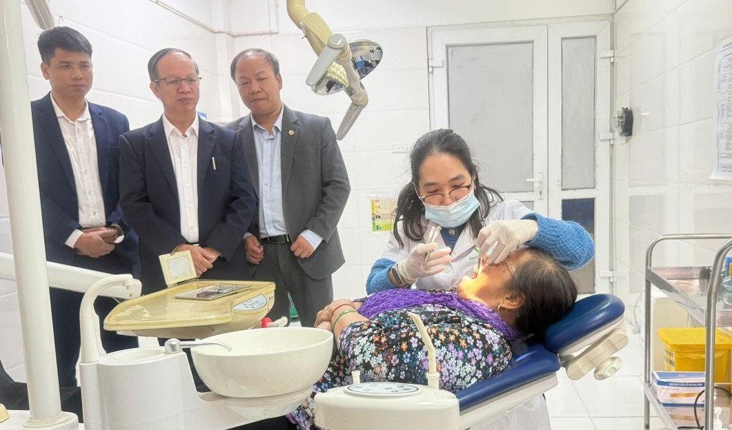 Nâng tầm y tế cơ sở từ sự hỗ trợ của tuyến trên