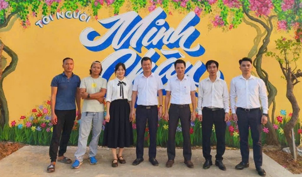 Khí thế mừng Đảng, mừng Xuân và niềm tin hướng về Đại hội XIV của Đảng ở Minh Châu