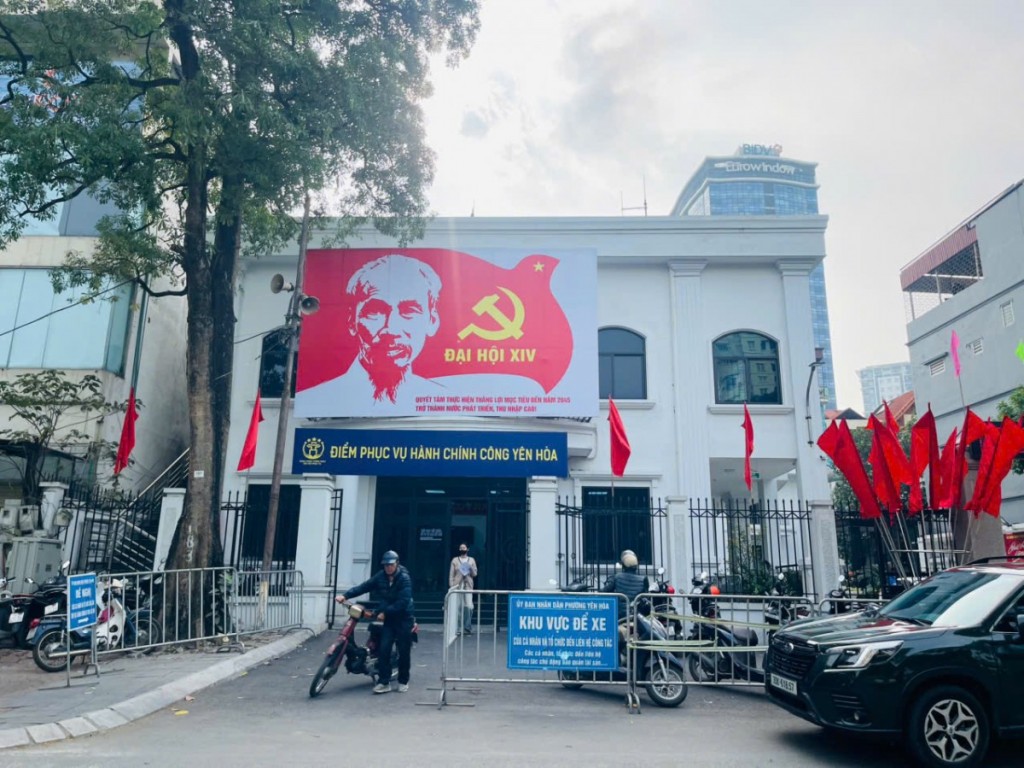 Không Khí Đại Hội Xiv Của Đảng Lan Tỏa Trên Các Tuyến Phố