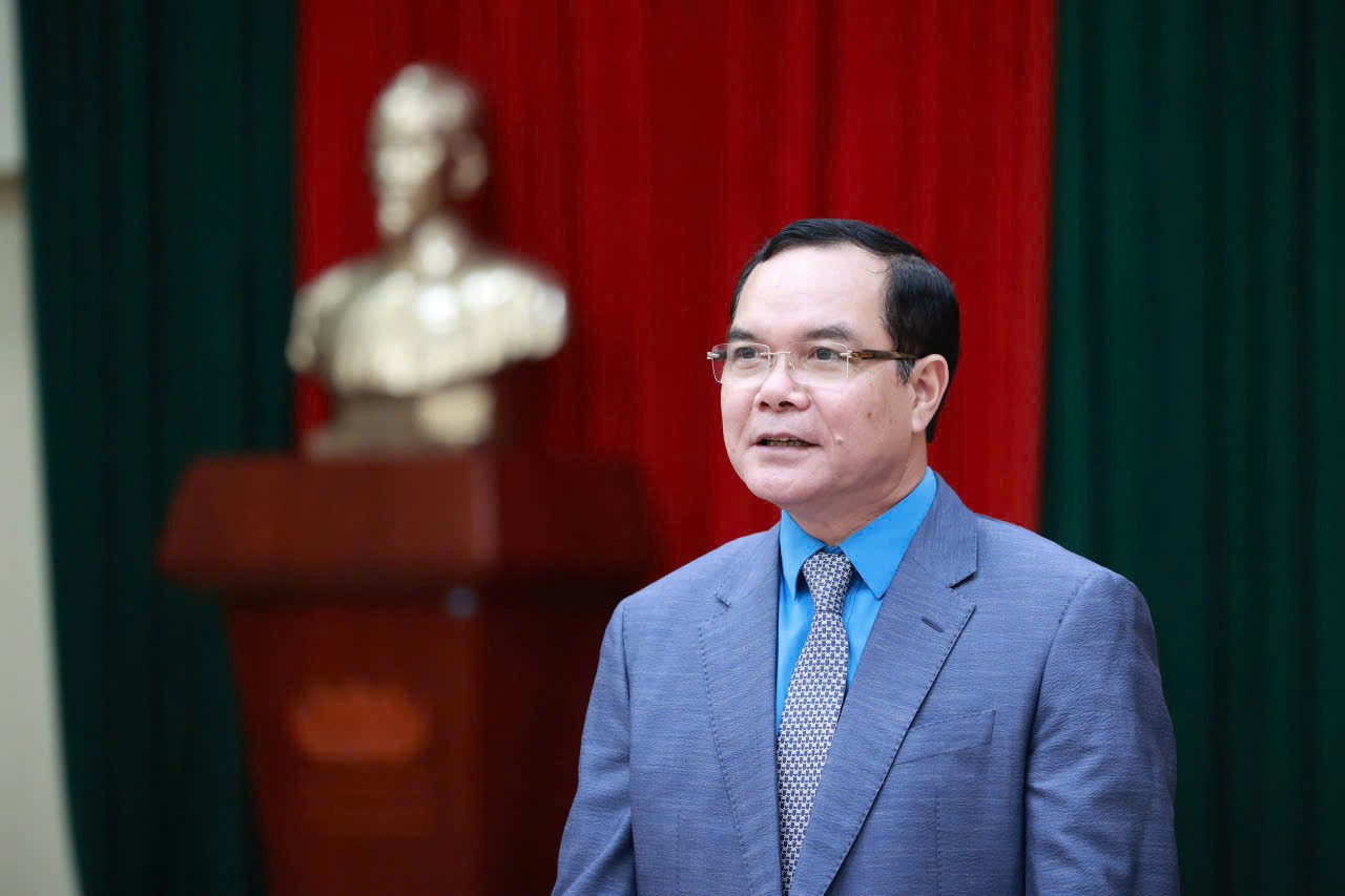 Xây Dựng Giai Cấp Công Nhân Việt Nam Hiện Đại, Lớn Mạnh  Trong Kỷ Nguyên Phát Triển Mới Của Dân Tộc