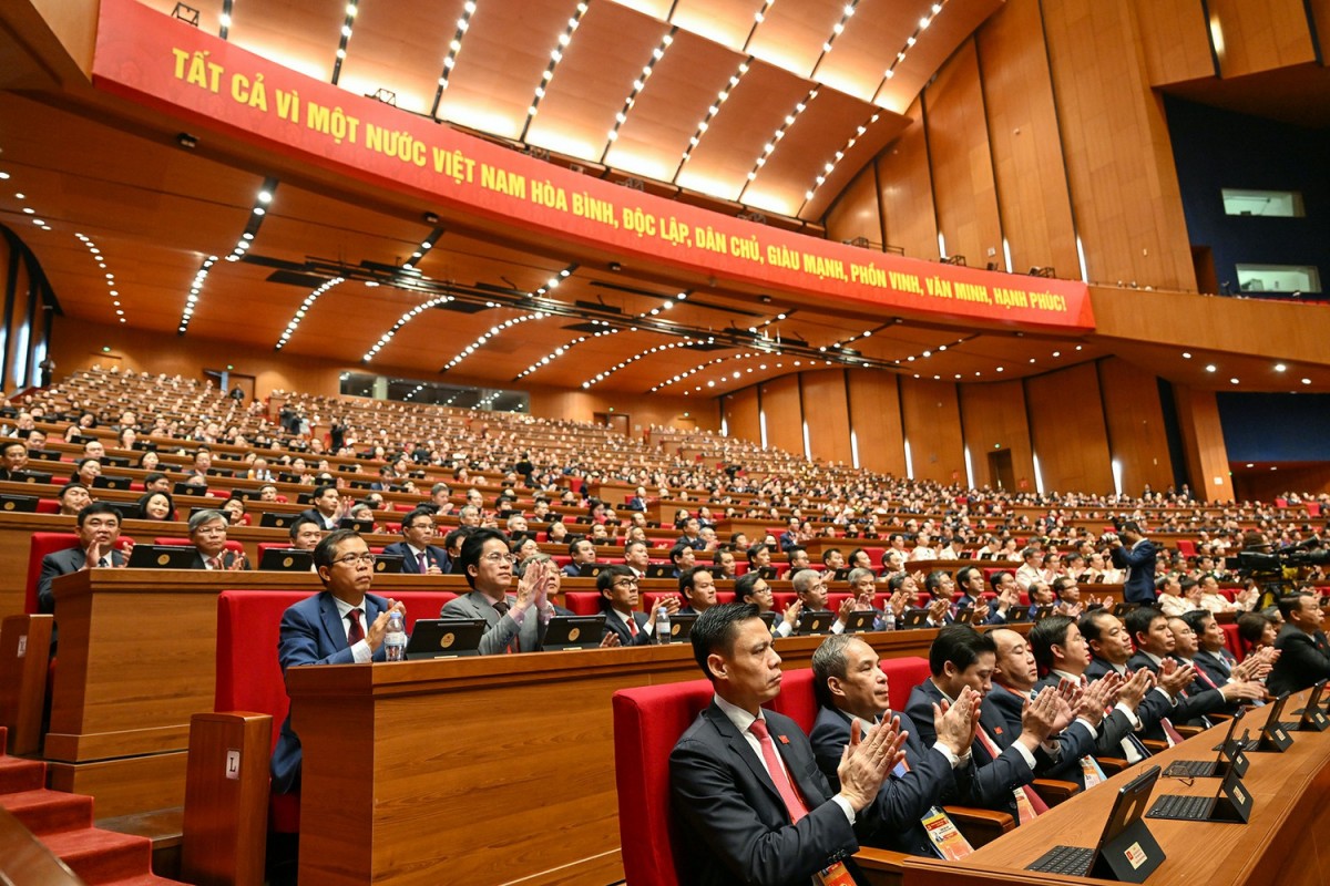 Các Đại Biểu Tham Dự Phiên Khai Mạc Đại Hội Xiv Của Đảng.