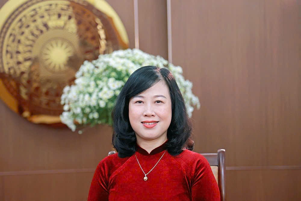 Bộ trưởng Bộ Y tế Đào Hồng Lan: Chăm sóc sức khỏe nhân dân toàn diện, từ sớm, từ xa và ngay từ cơ sở Bộ trưởng Bộ Y tế Đào Hồng Lan: Chăm sóc sức khỏe nhân dân toàn diện, từ sớm, từ xa và ngay từ cơ sở