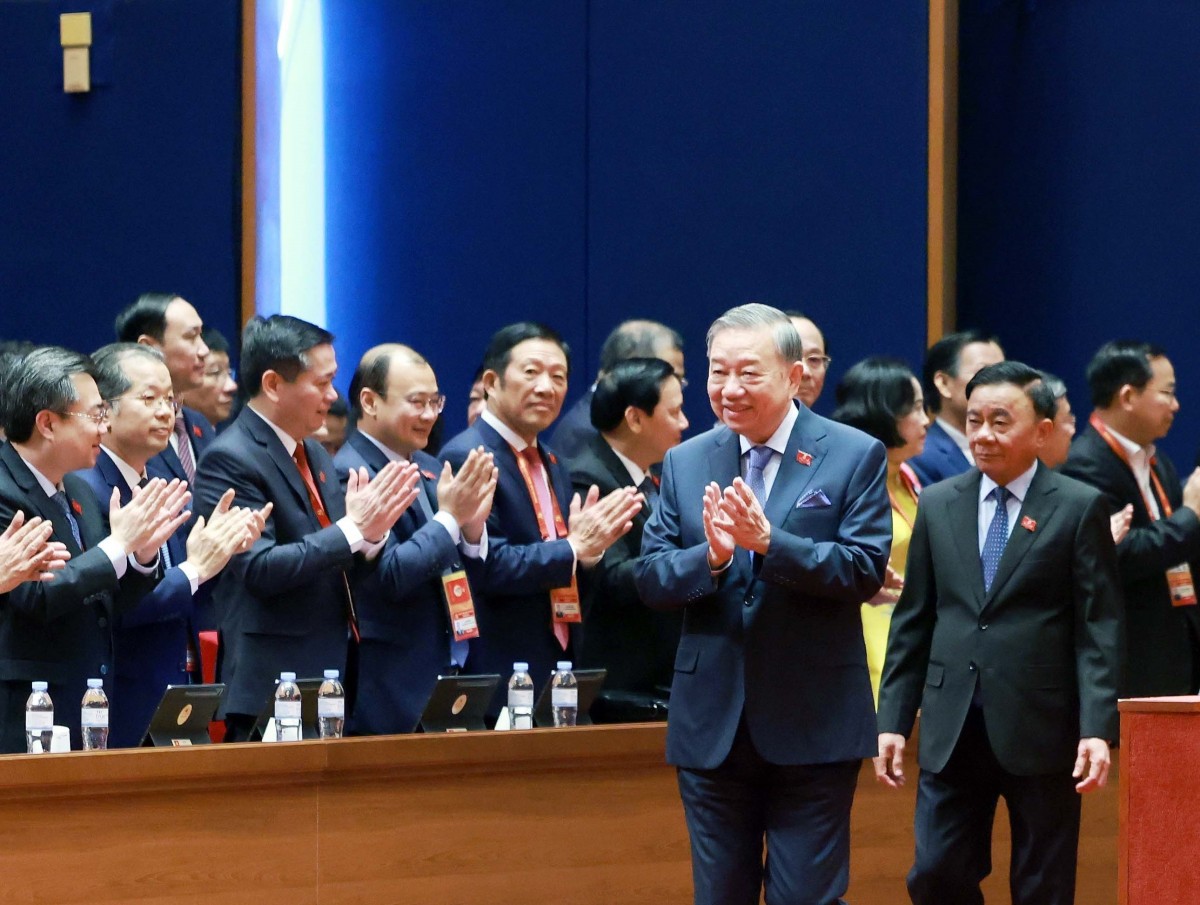 Tổng Bí Thư Tô Lâm Và Ủy Viên Bộ Chính Trị, Thường Trực Ban Bí Thư Trần Cẩm Tú Đến Dự Phiên Thảo Luận Tại Hội Trường Về Các Văn Kiện Đại Hội, Sáng 21/1. Tổng Bí Thư Tô Lâm Và Ủy Viên Bộ Chính Trị, Thường Trực Ban Bí Thư Trần Cẩm Tú Đến Dự Phiên Thảo Luận Tại Hội Trường Về Các Văn Kiện Đại Hội, Sáng 21/1.