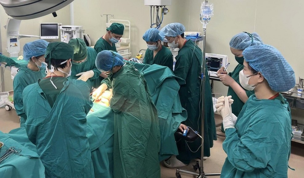 Can thiệp kịp thời ca rau tiền đạo trung tâm, bảo toàn tính mạng mẹ và bé