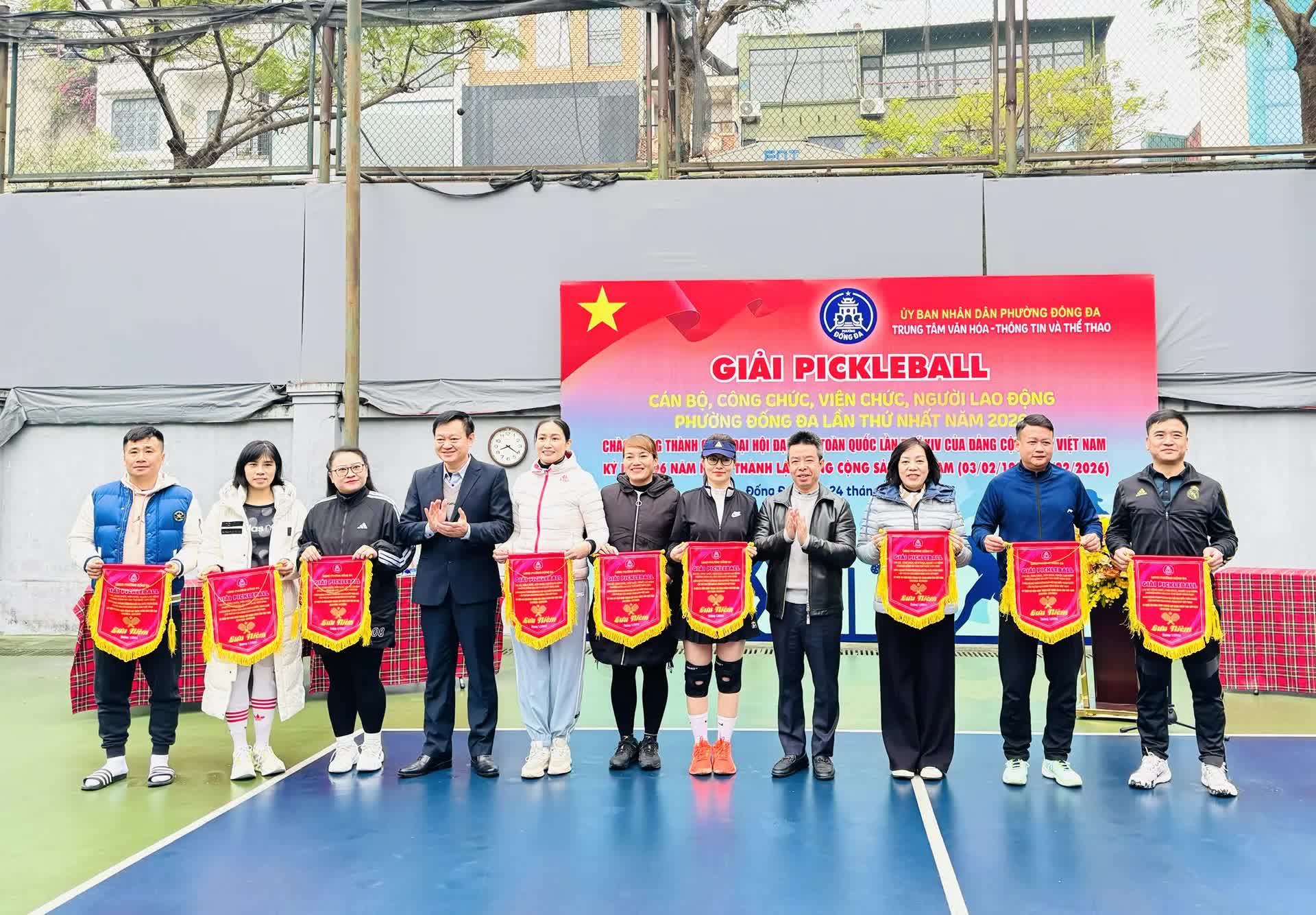 Nâng Cao Sức Khỏe, Tạo Khí Thế Thi Đua Chào Mừng Thành Công Đại Hội Xiv Của Đảng