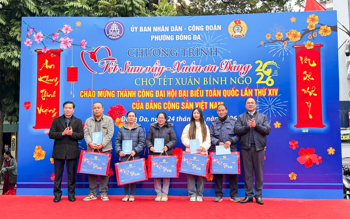 Phường Đống Đa Tổ Chức Chương Trình “Tết Sum Vầy – Xuân Ơn Đảng”