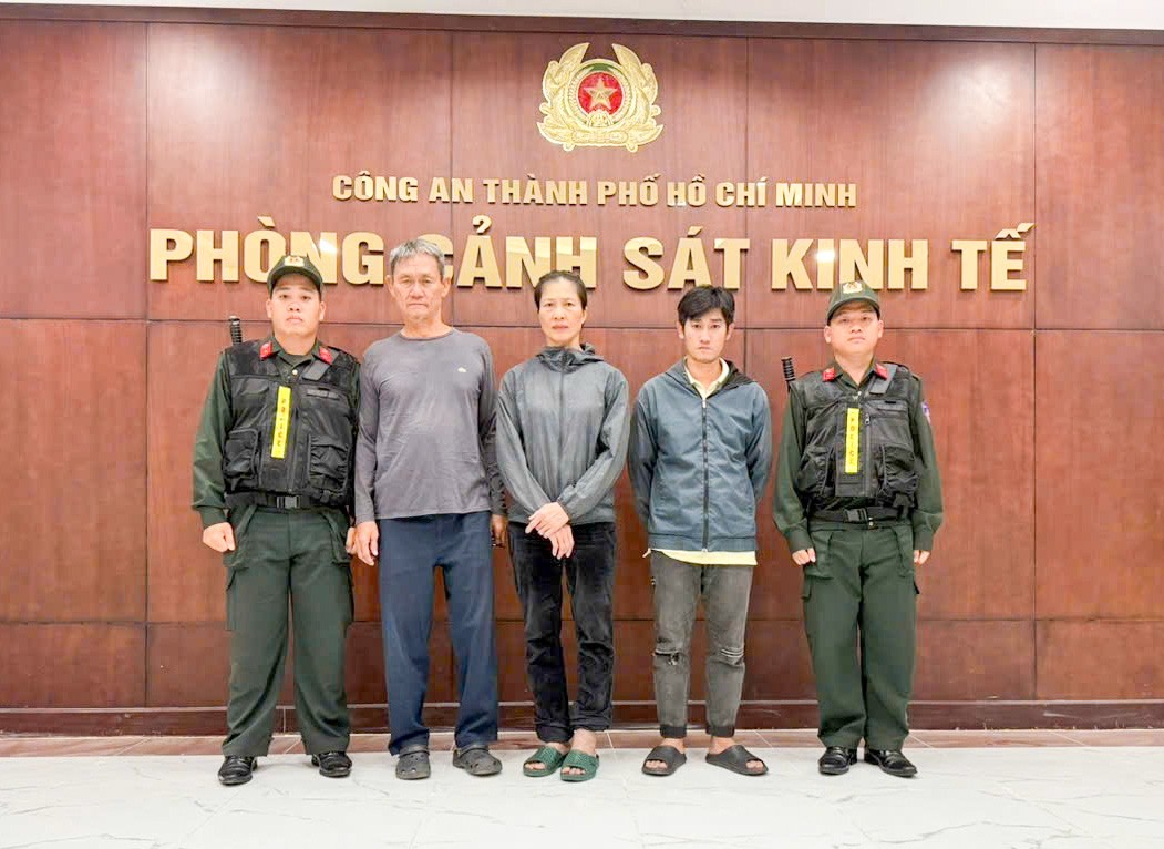 Cẩn thận với thuốc xương khớp 