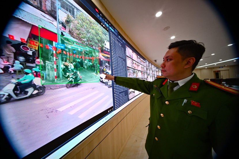 Hà Nội xử lý hơn 300 trường hợp vi phạm trật tự đô thị qua camera và hình ảnh hiện trường