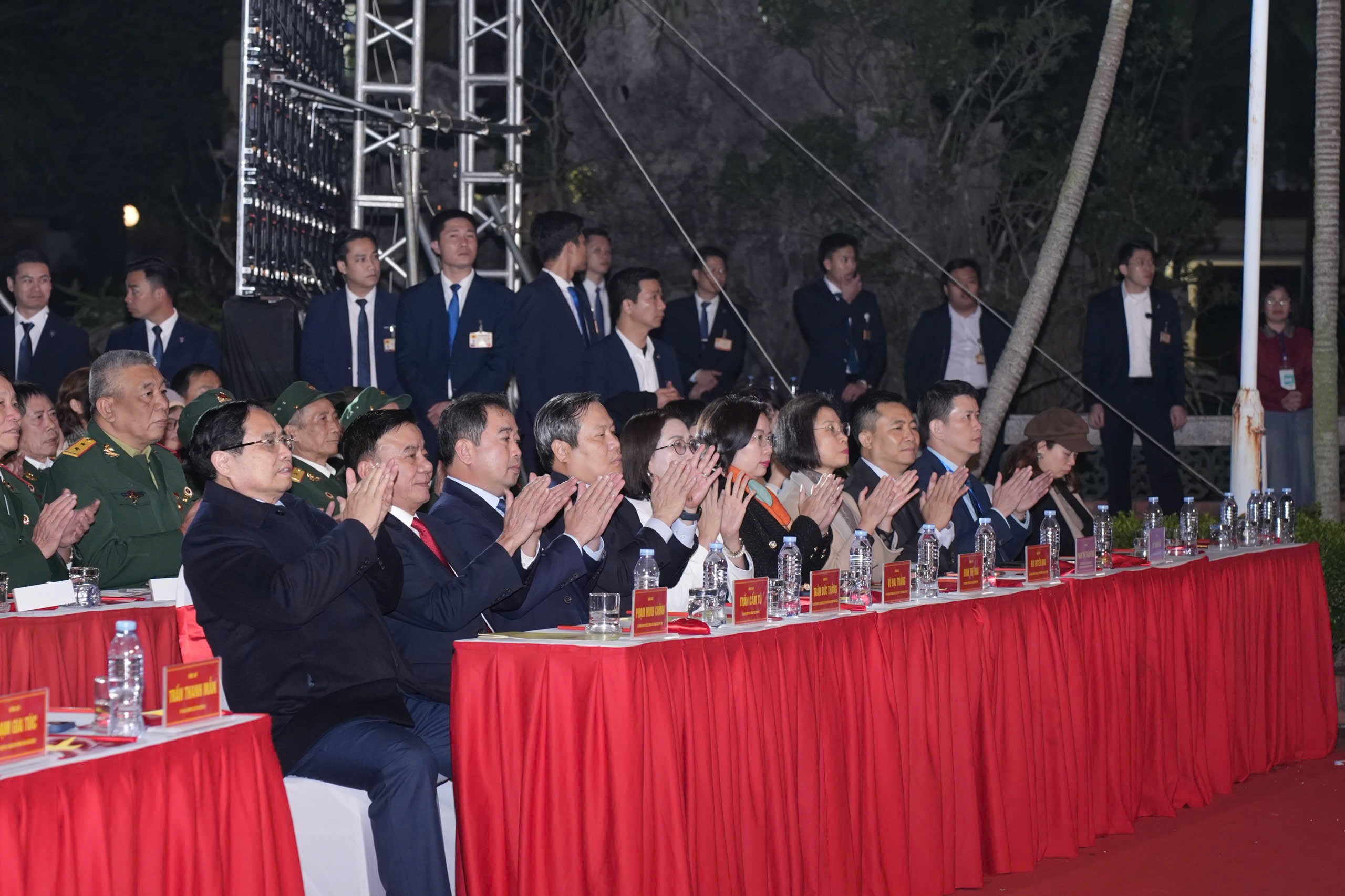 Cầu Truyền Hình 