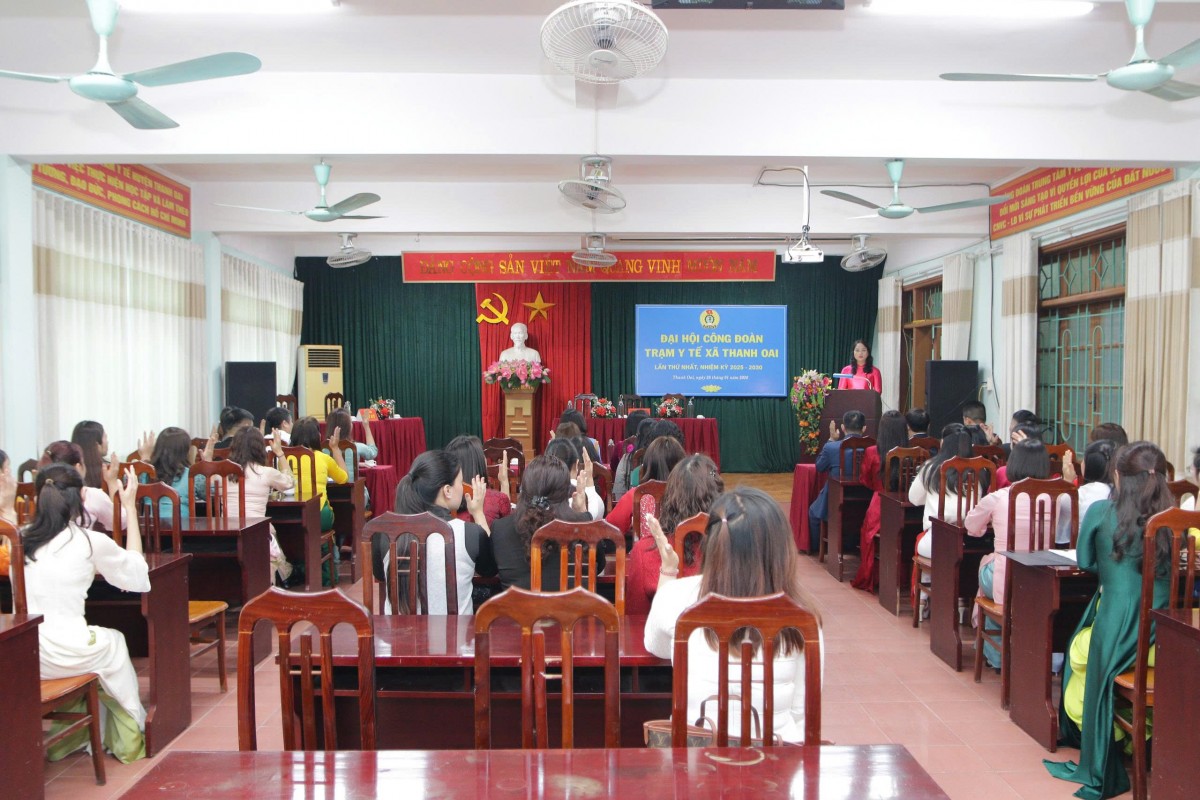 Công đoàn Trạm Y tế xã Thanh Oai quyết tâm đổi mới, chăm lo tốt hơn cho người lao động