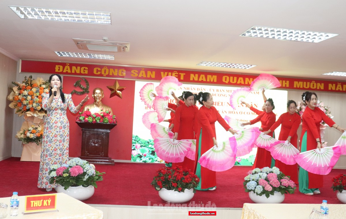 Phường Dương Nội tổ chức Hội nghị đại biểu Nhân dân bàn việc xây dựng đời sống văn hóa ở cơ sở Phường Dương Nội tổ chức Hội nghị đại biểu Nhân dân bàn việc xây dựng đời sống văn hóa ở cơ sở