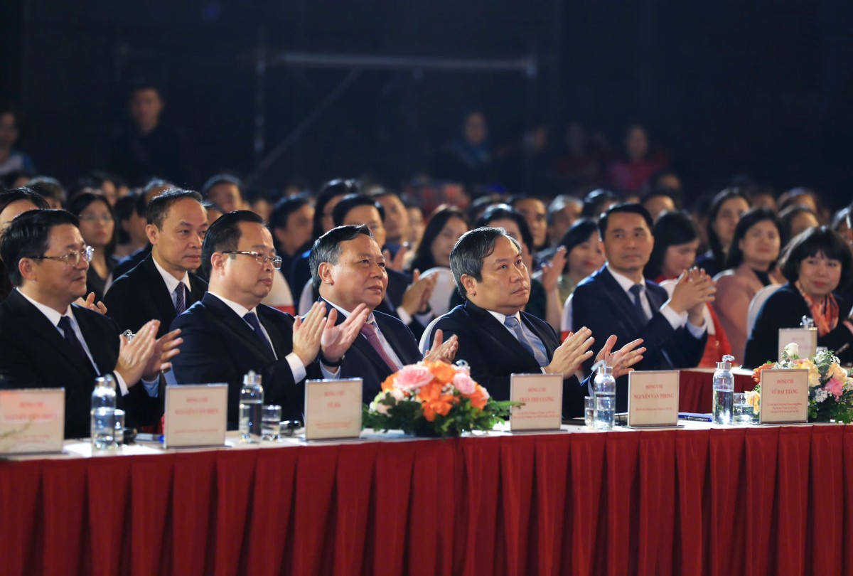 Cam kết bền bỉ của Hà Nội trong việc đặt con người, học tập và hòa nhập ở vị trí trung tâm của phát triển