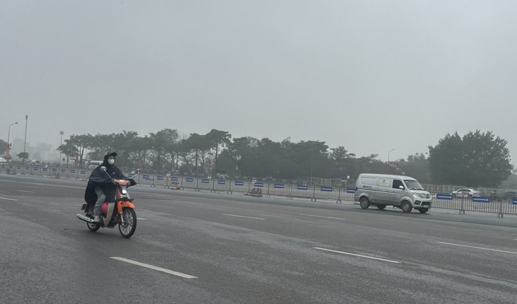 Dự báo thời tiết Hà Nội ngày 31/1: Nhiều mây, đêm và sáng có mưa nhỏ rải rác