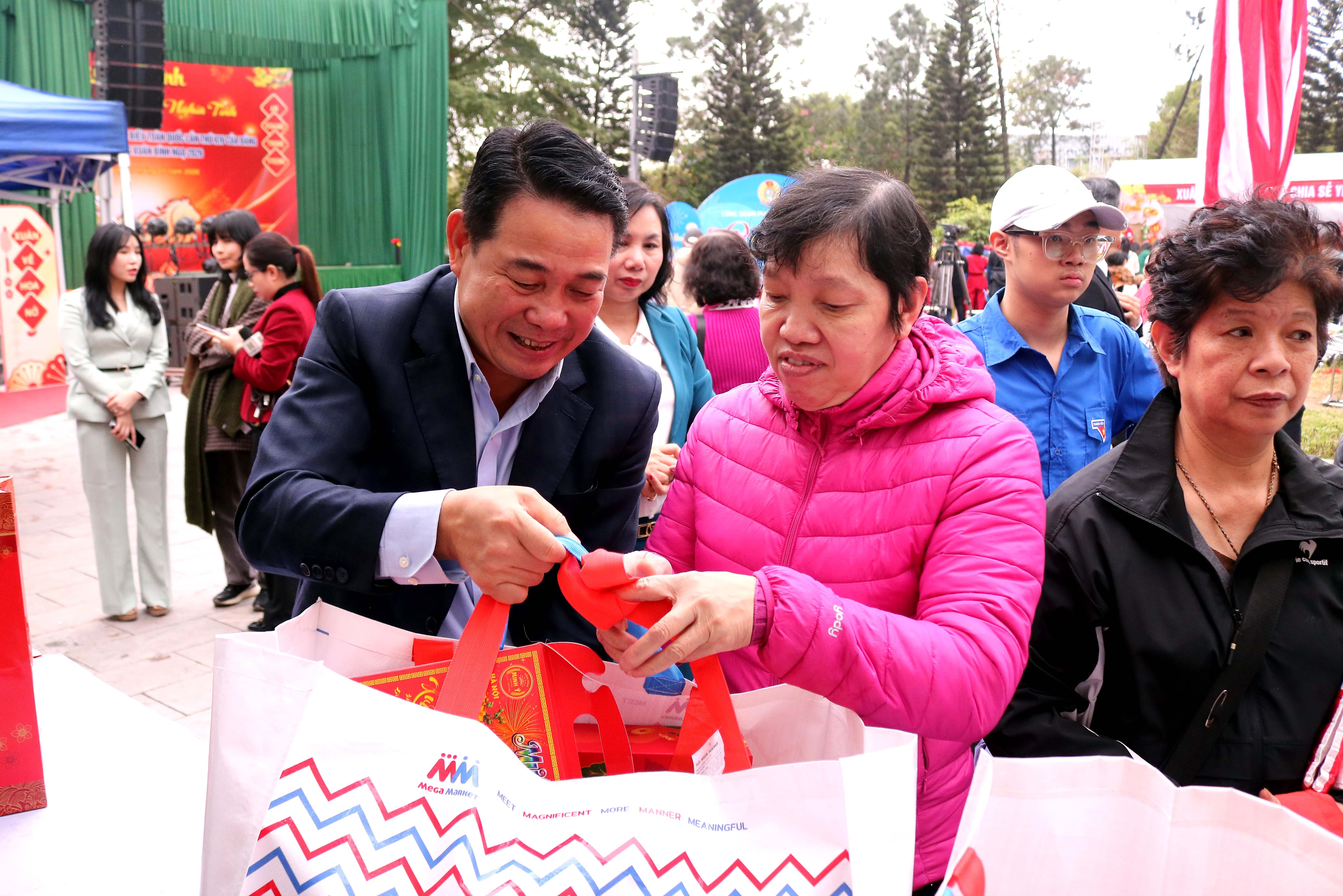 Phường Xuân Đỉnh: Xuân Đoàn Kết - Tết Nghĩa Tình Mừng Đảng, Mừng Xuân Bính Ngọ 2026