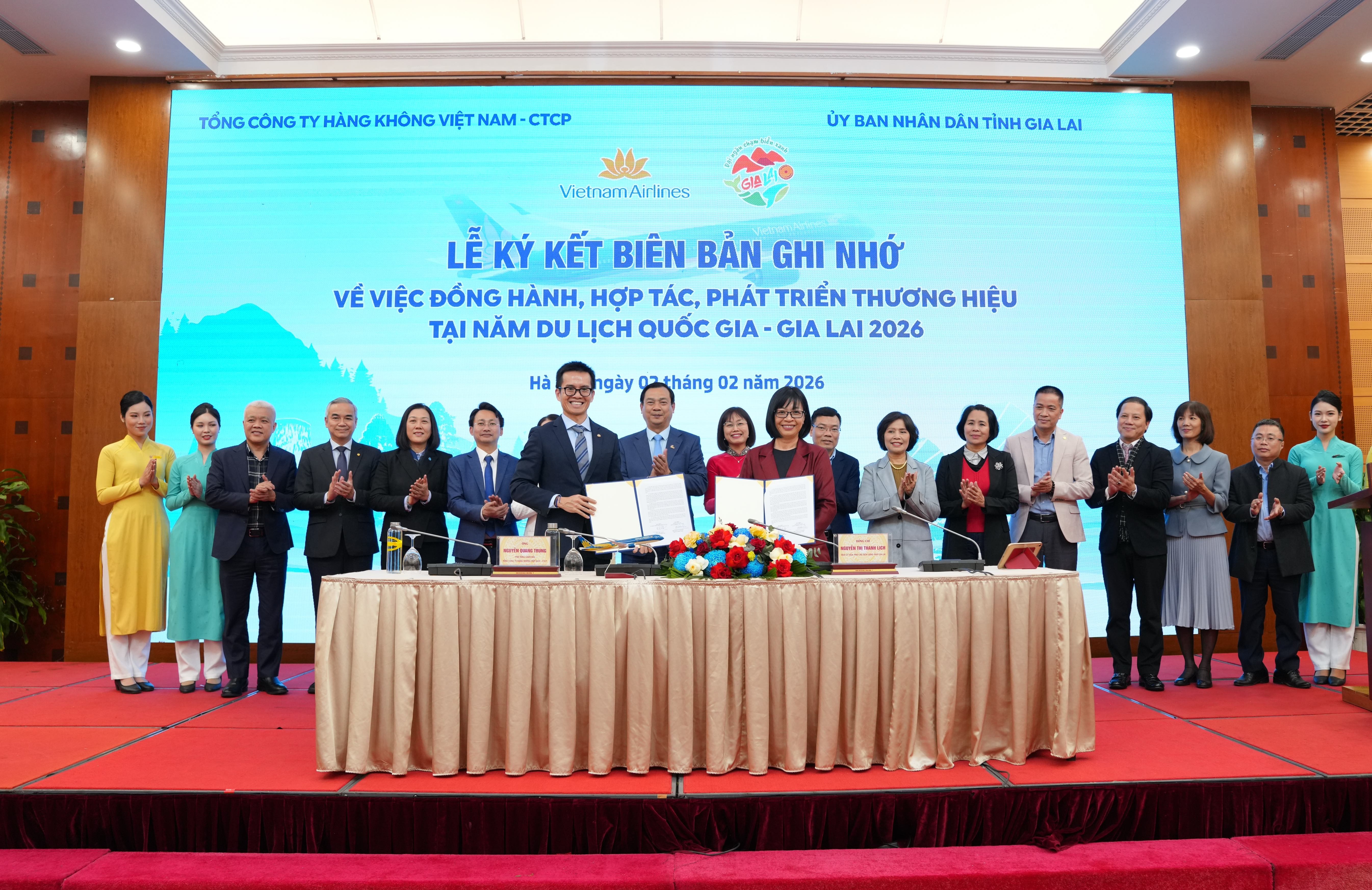 Vietnam Airlines hợp tác cùng Cục Du lịch Quốc gia Việt Nam ra mắt chuỗi hoạt động “Bay cao khát vọng Việt Nam”