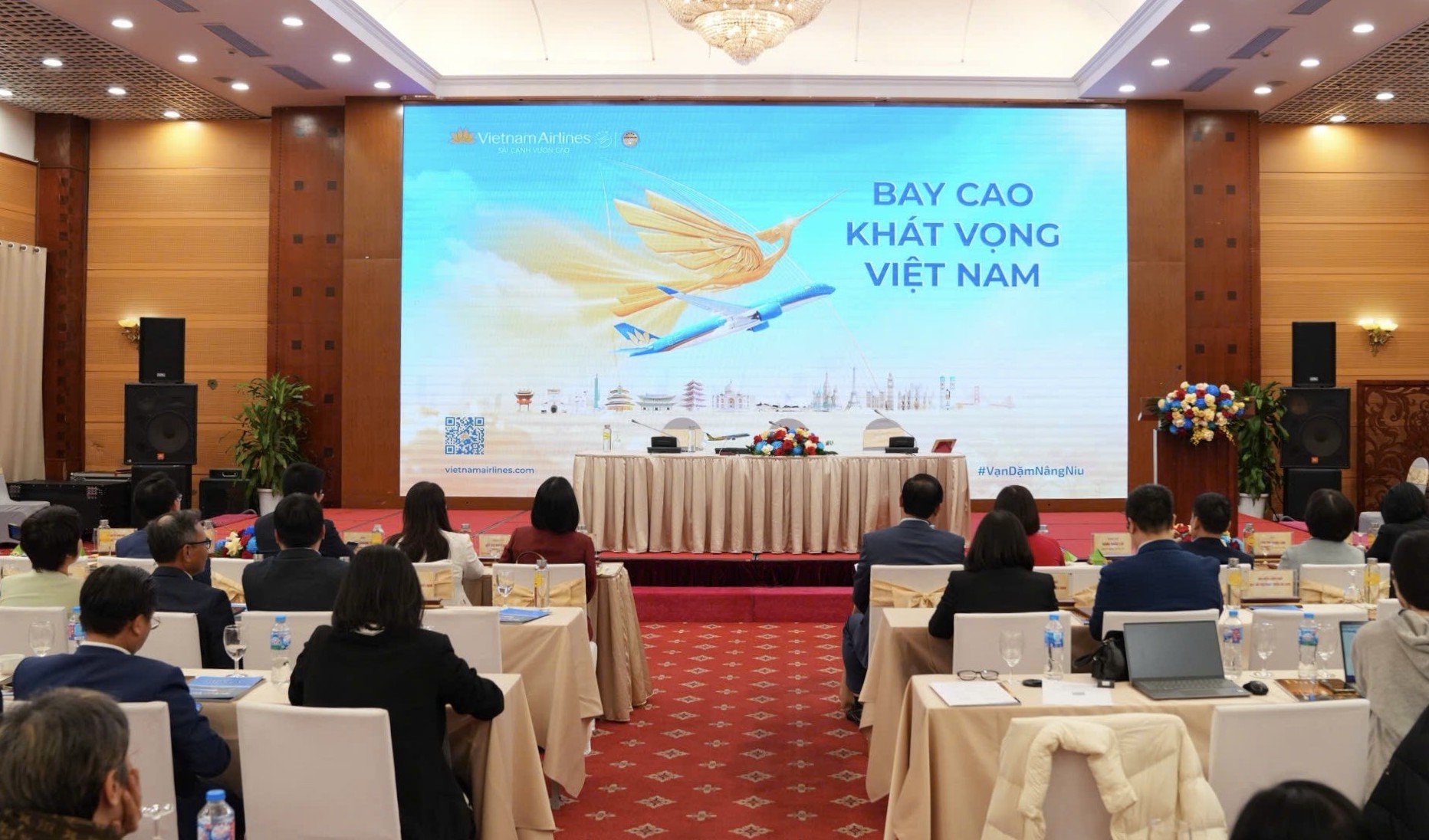 Vietnam Airlines hợp tác cùng Cục Du lịch Quốc gia Việt Nam ra mắt chuỗi hoạt động “Bay cao khát vọng Việt Nam”