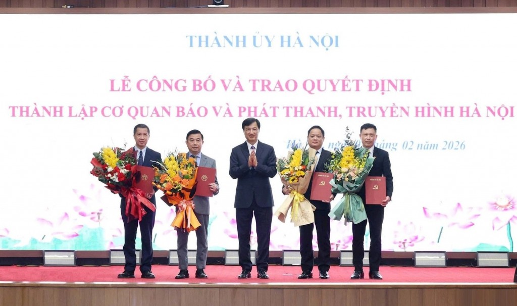 Công bố và trao Quyết định thành lập Cơ quan Báo và Phát thanh, Truyền hình Hà Nội