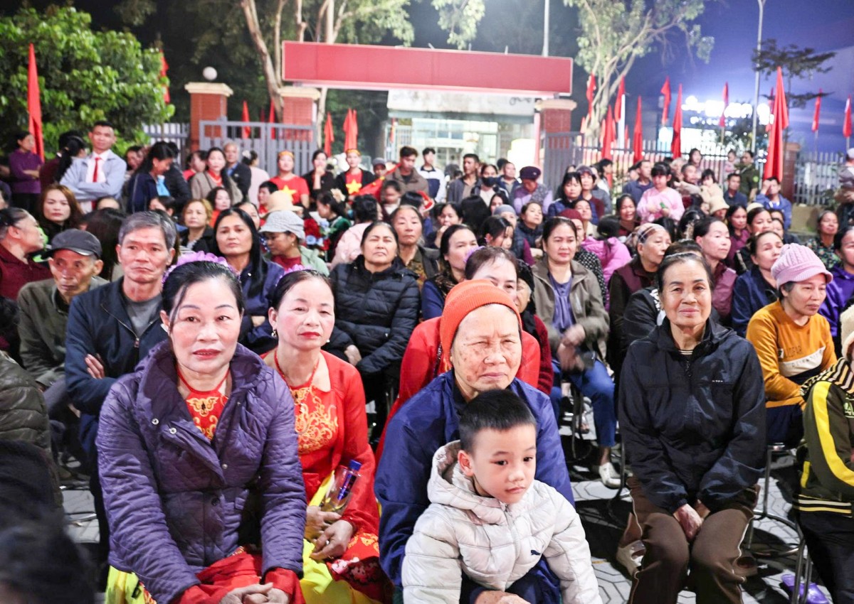 Rạng Rỡ Sắc Xuân Trong Đêm Văn Nghệ Chào Mừng Thành Công Đại Hội Xiv Của Đảng Rạng Rỡ Sắc Xuân Trong Đêm Văn Nghệ Chào Mừng Thành Công Đại Hội Xiv Của Đảng