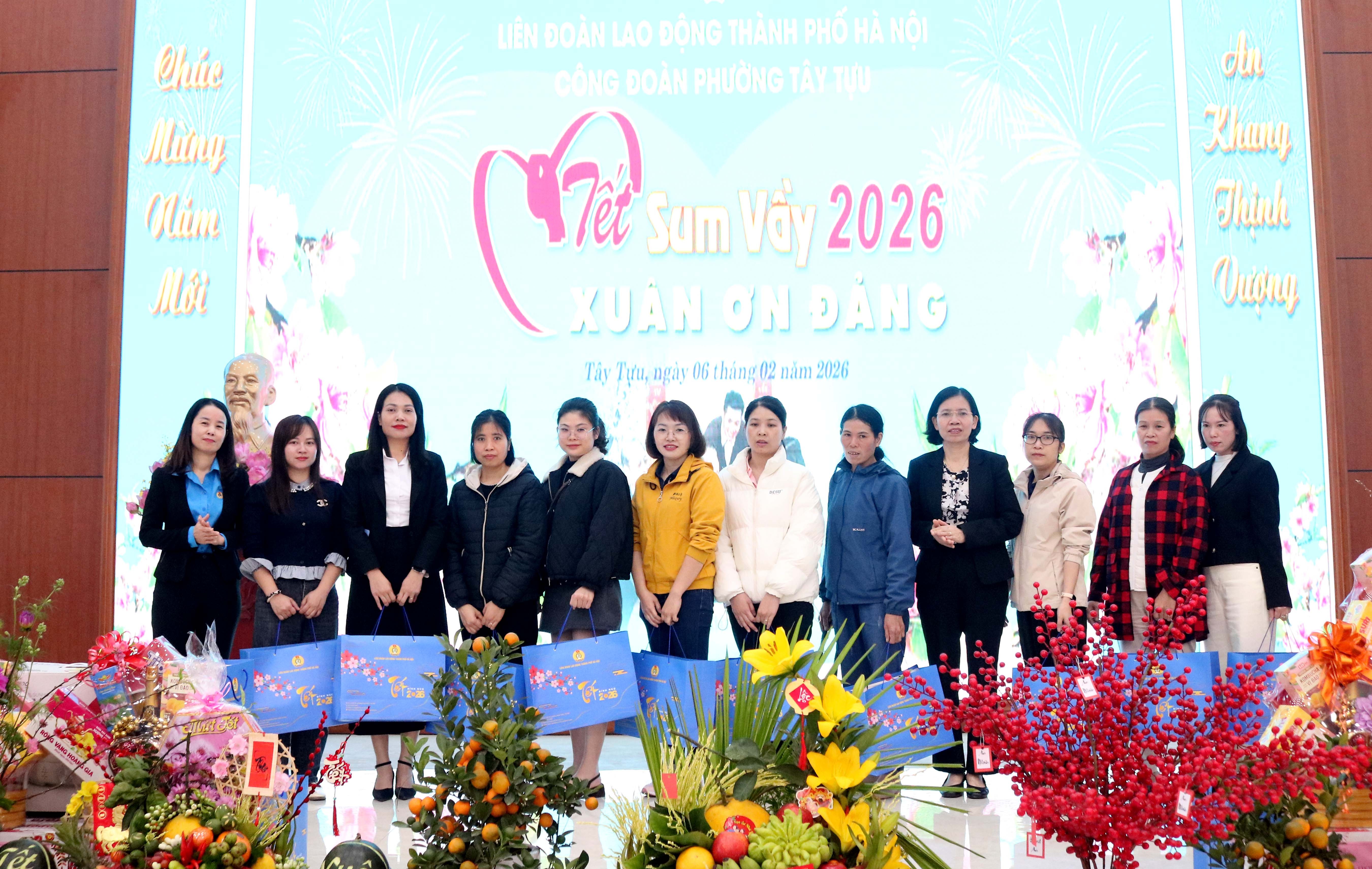 Tây Tựu đẩy mạnh phát triển đoàn viên, xây dựng Công đoàn vững mạnh Tây Tựu đẩy mạnh phát triển đoàn viên, xây dựng Công đoàn vững mạnh