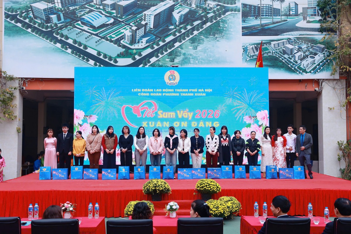 Công đoàn phường Thanh Xuân chăm lo cho đoàn viên, người lao động nhân dịp Tết Nguyên đán Công đoàn phường Thanh Xuân chăm lo cho đoàn viên, người lao động nhân dịp Tết Nguyên đán