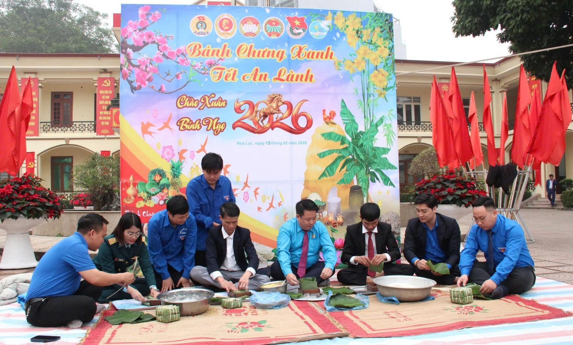 Hòa Lạc ấm áp chương trình “Tết sum vầy - Xuân ơn Đảng”