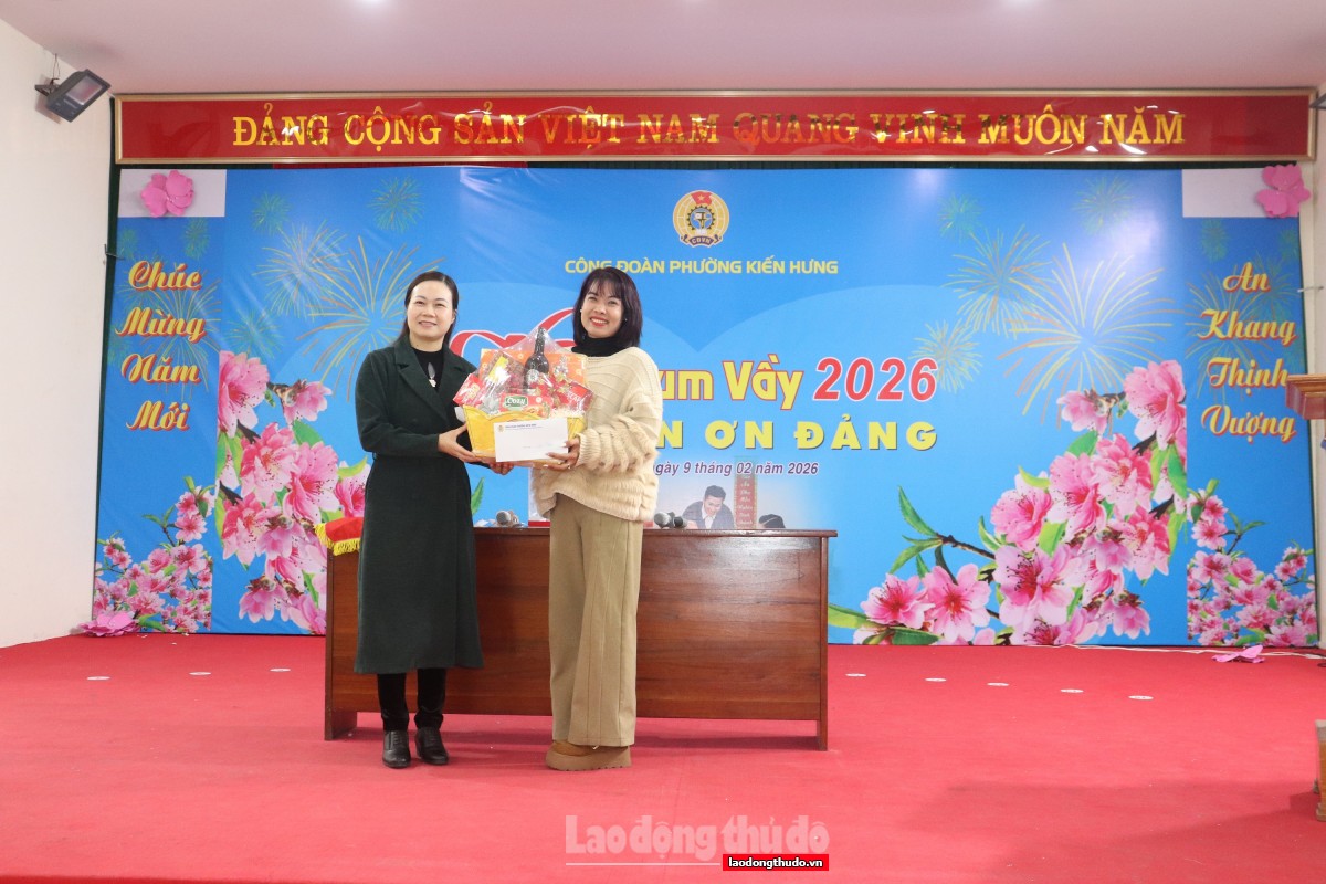 Rộn ràng “Tết sum vầy - Xuân Bính Ngọ 2026” tại phường Kiến Hưng Rộn ràng “Tết Sum vầy - Xuân Bính Ngọ 2026” tại phường Kiến Hưng