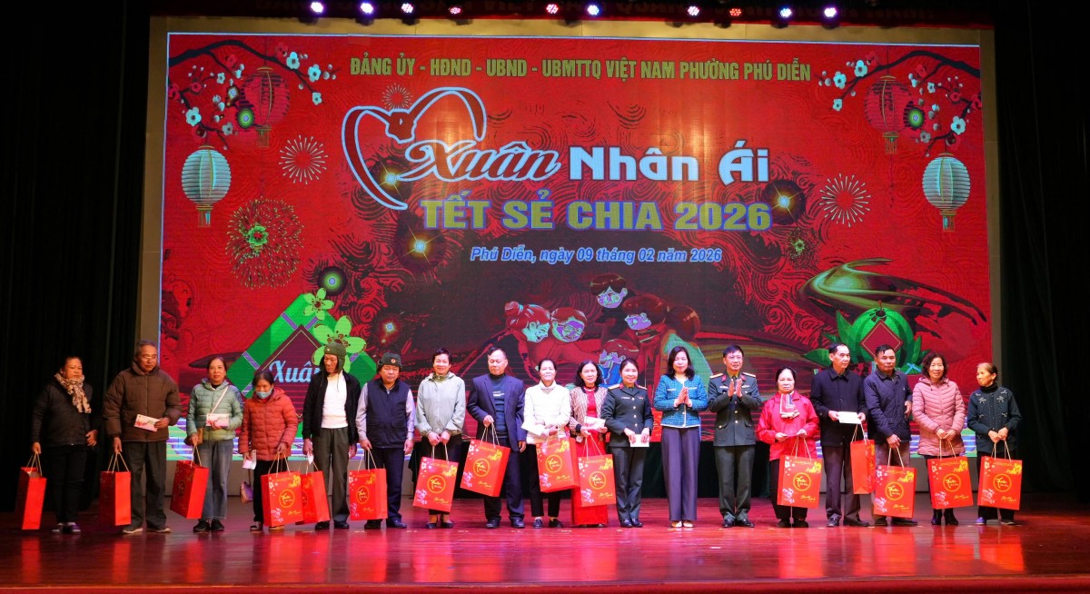 Ấm áp chương trình “Xuân nhân ái - Tết sẻ chia” tại phường Phú Diễn