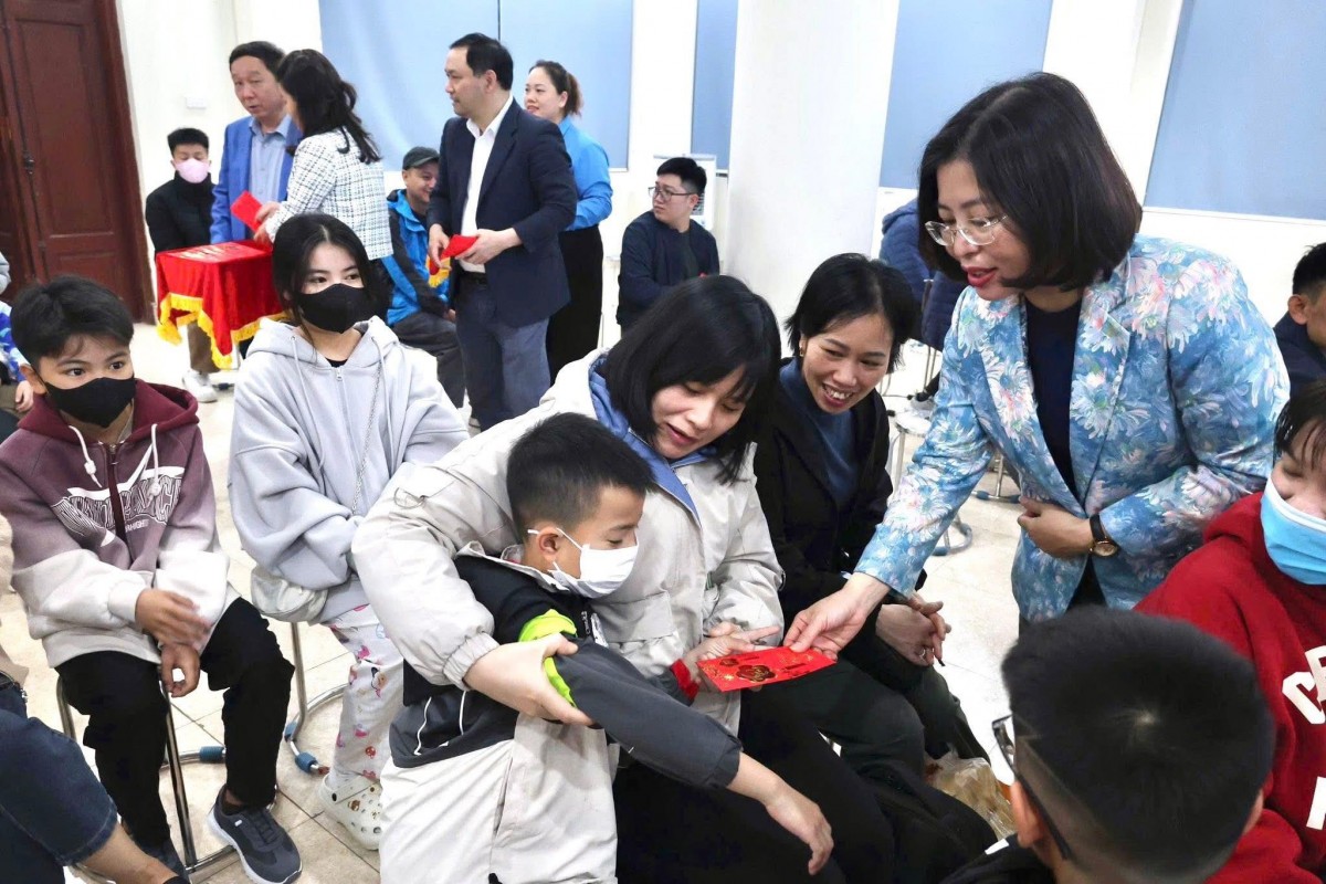 Công đoàn xã Thường Tín tổ chức “Chuyến xe Công đoàn” đưa người lao động về quê đón Tết Công đoàn xã Thường Tín tổ chức “Chuyến xe Công đoàn” đưa người lao động về quê đón Tết