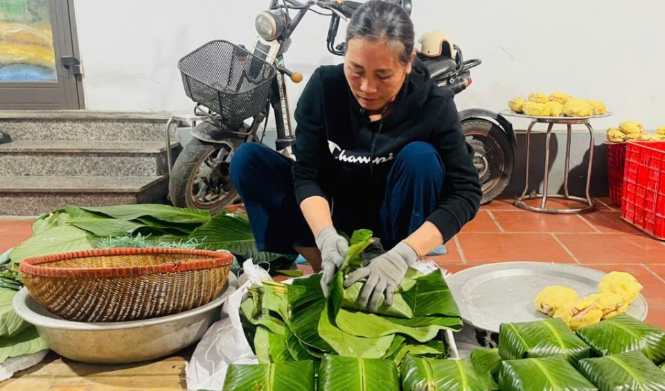 Làng bánh chưng Tranh Khúc tất bật phục vụ Tết Nguyên đán Bính Ngọ