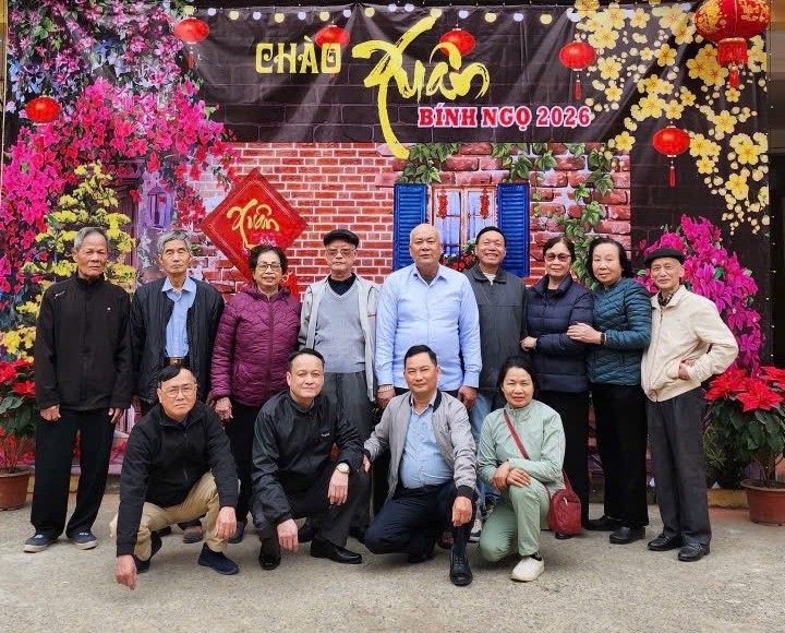 Lan tỏa phong trào đón Xuân Bính Ngọ 2026 ấm áp, nghĩa tình từ mỗi tổ dân phố