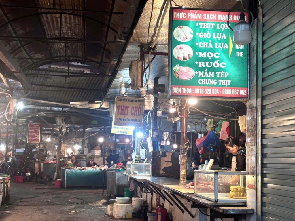 Hà Nội siết chặt an toàn thực phẩm để giữ trọn niềm vui đoàn viên ngày Tết