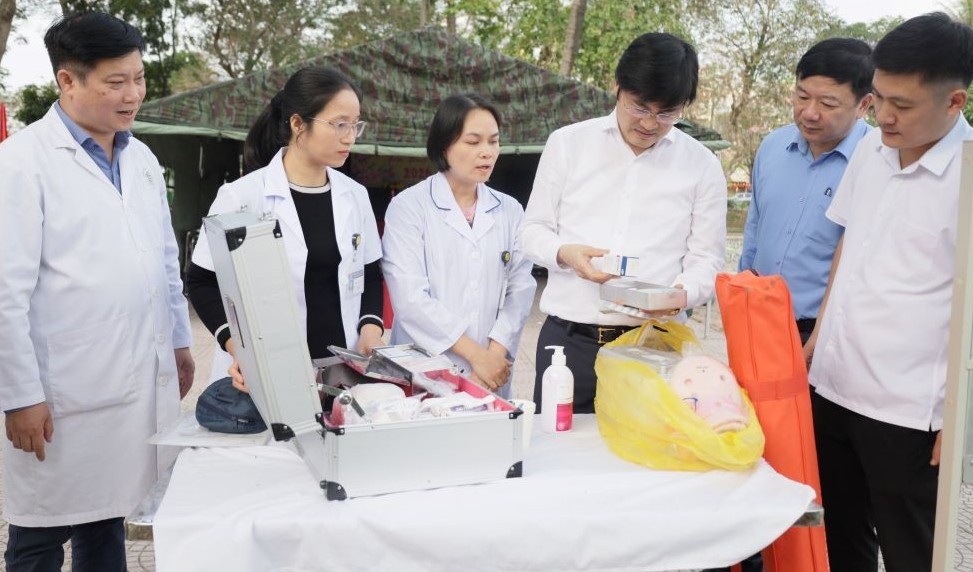 Đảm bảo y tế an toàn cho các điểm bắn pháo hoa Tết Nguyên đán