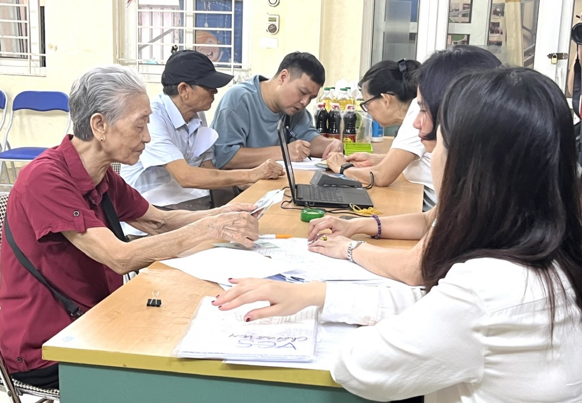 Kịp thời, minh bạch, an toàn trong chi trả lương hưu và trợ cấp bảo hiểm xã hội Kịp thời, minh bạch, an toàn trong chi trả lương hưu và trợ cấp bảo hiểm xã hội