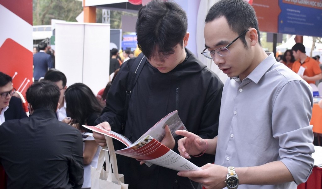 Đối tượng xét tuyển thẳng và ưu tiên xét tuyển trong tuyển sinh đại học năm 2026