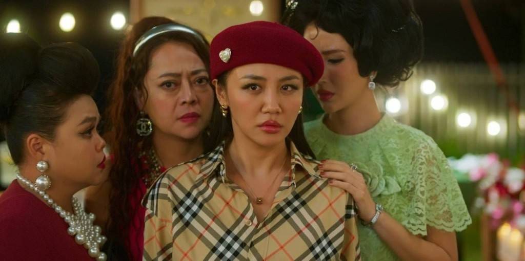 Cuộc đua khốc liệt của phim Tết tại phòng vé