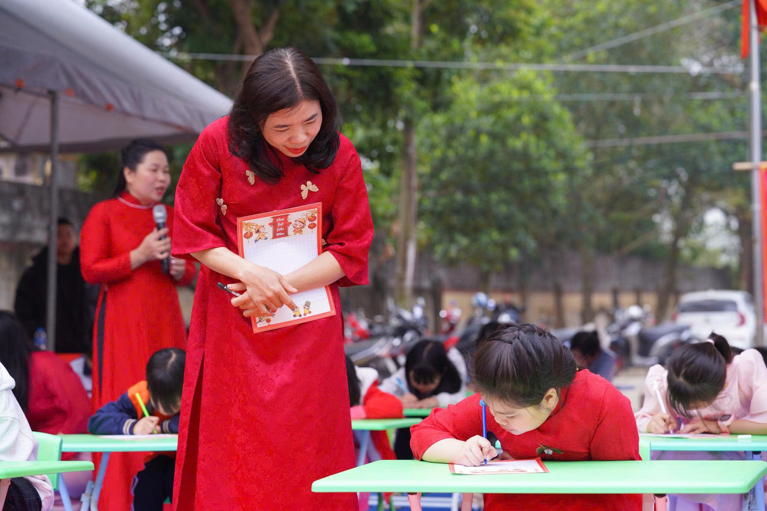 Nam Phù: Rộn ràng Lễ khai bút đầu Xuân