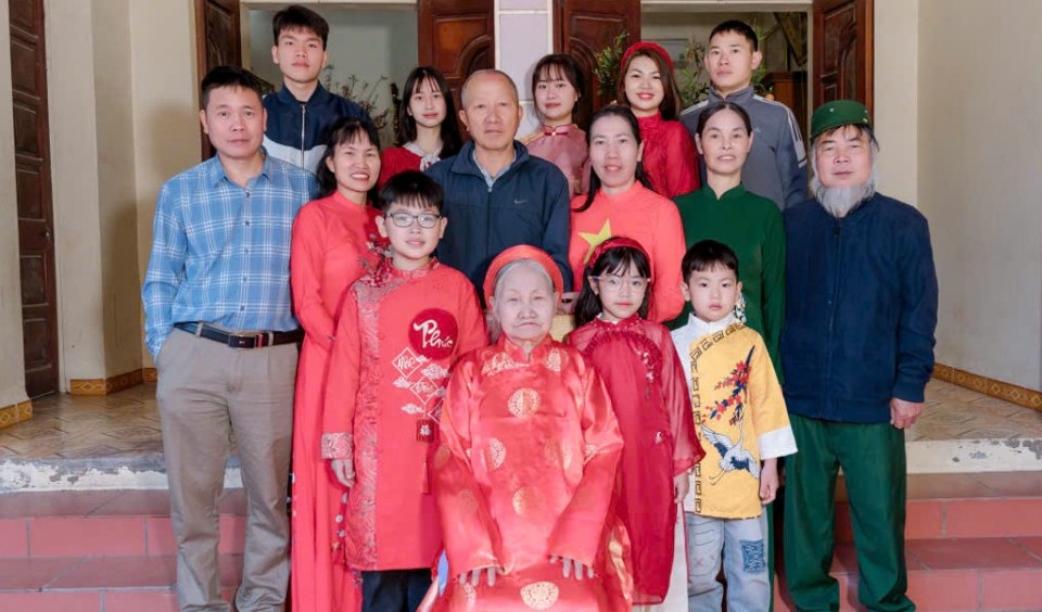 Mừng thọ đầu Xuân: Lan tỏa nét đẹp hiếu kính trong đời sống hiện đại