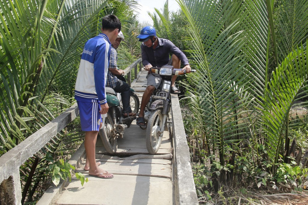 Khởi công cây cầu thép thứ 10 cho dân nghèo miền Tây