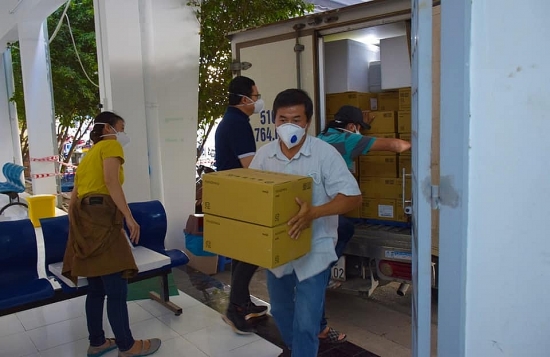 Thành phố Hồ Chí Minh: Những đối tượng nào được ưu tiên tiêm vắc xin Covid-19?