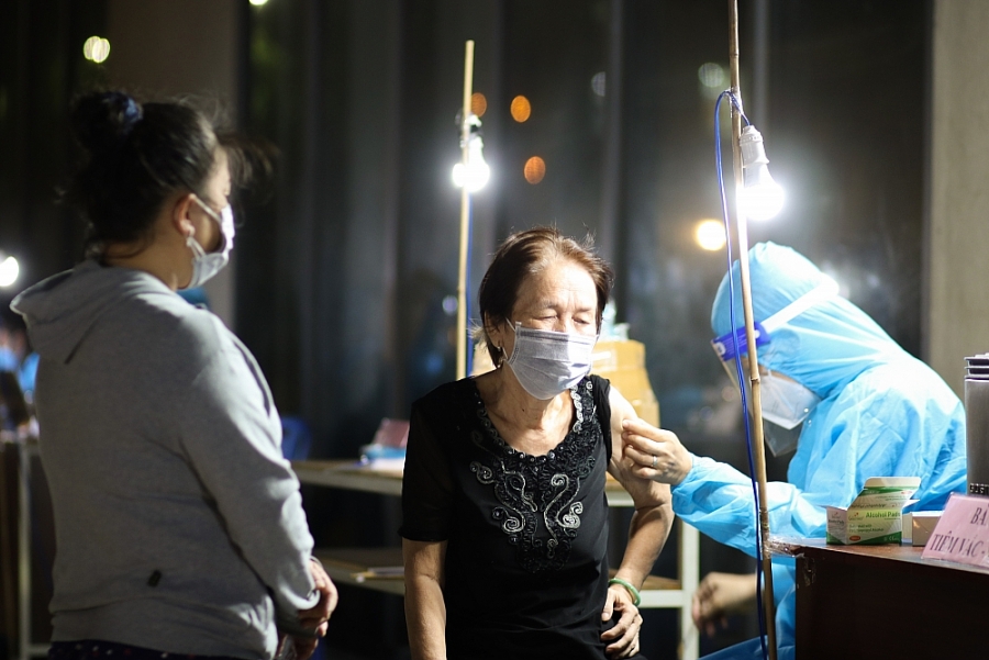 Thành phố Hồ Chí Minh: Hơn 1,8 triệu người được tiêm vắc xin Covid-19
