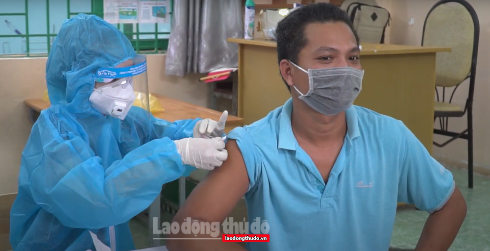 Thành phố Hồ Chí Minh bước vào ngày thứ 2 triển khai tiêm vắc xin Vero Cell