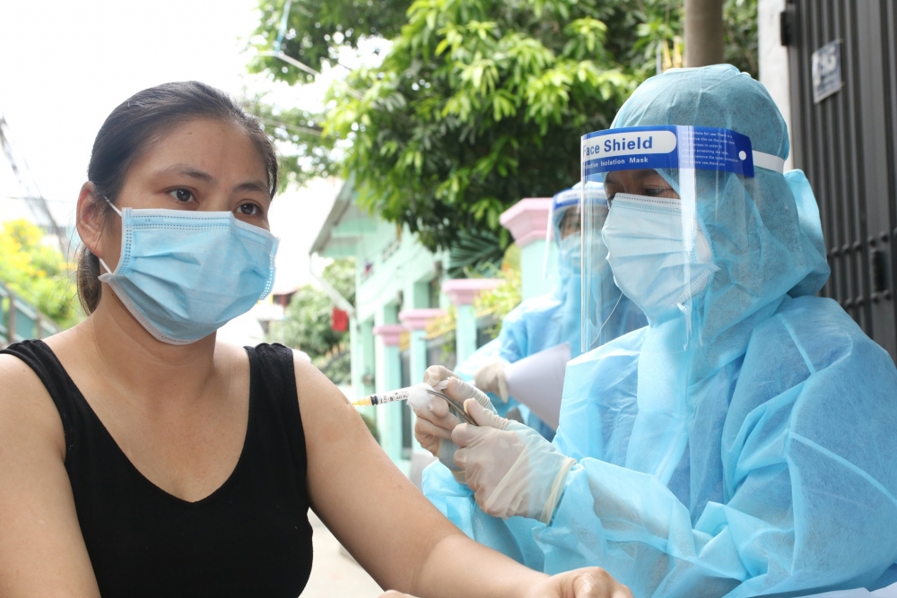 Lộ trình tiêm vắc xin Covid-19 từ tháng 9 tại thành phố Hồ Chí Minh