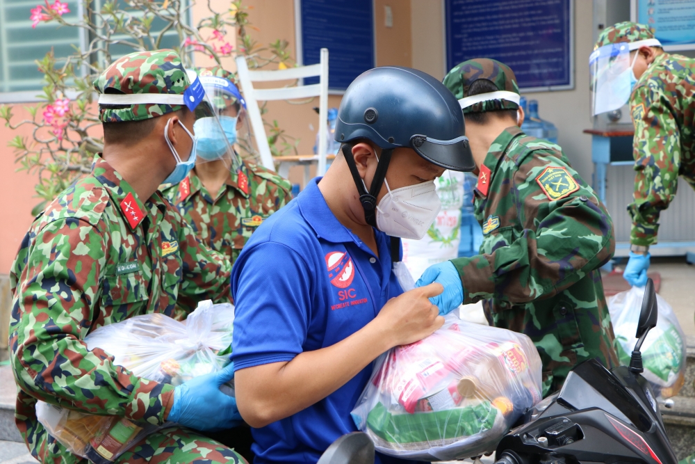 Thêm gần 1,8 triệu túi an sinh trao tới tay người dân thành phố Hồ Chí Minh