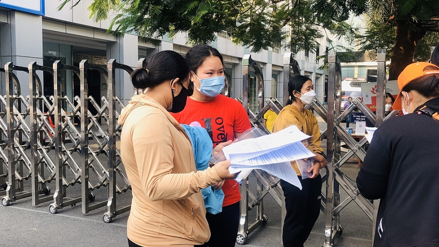 Học sinh cấp 2 ở quận Gò Vấp bắt đầu tiêm vắc-xin Covid-19, toàn thành phố ghi nhận có 445.398 trẻ em từ 12-17 tuổi được tiêm vắc-xin