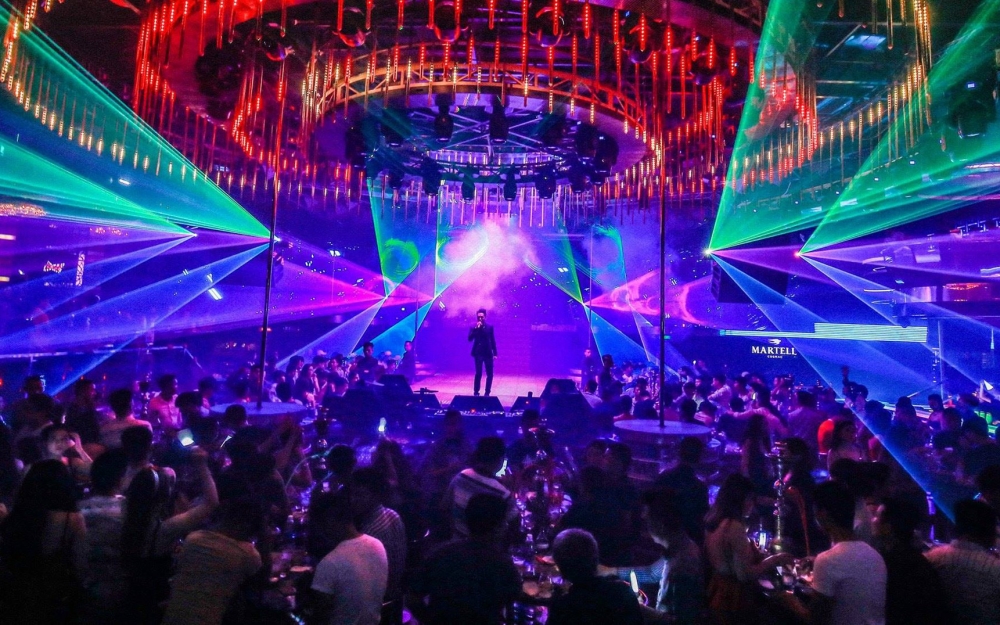 Thành phố Hồ Chí Minh đề xuất cho karaoke, vũ trường hoạt động trở lại