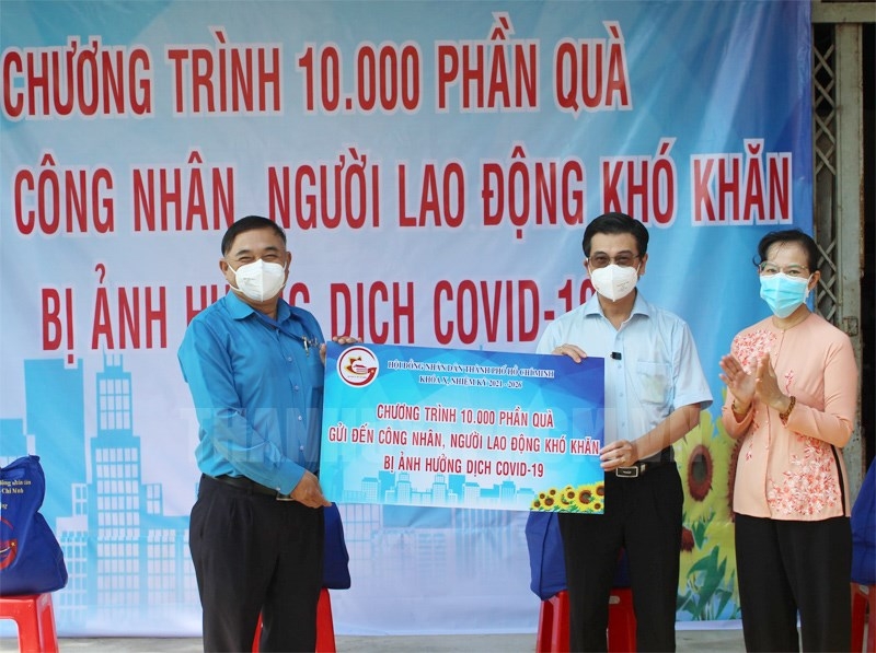 Thành phố Hồ Chí Minh đề xuất chi 871 tỷ chăm lo Tết cho người dân