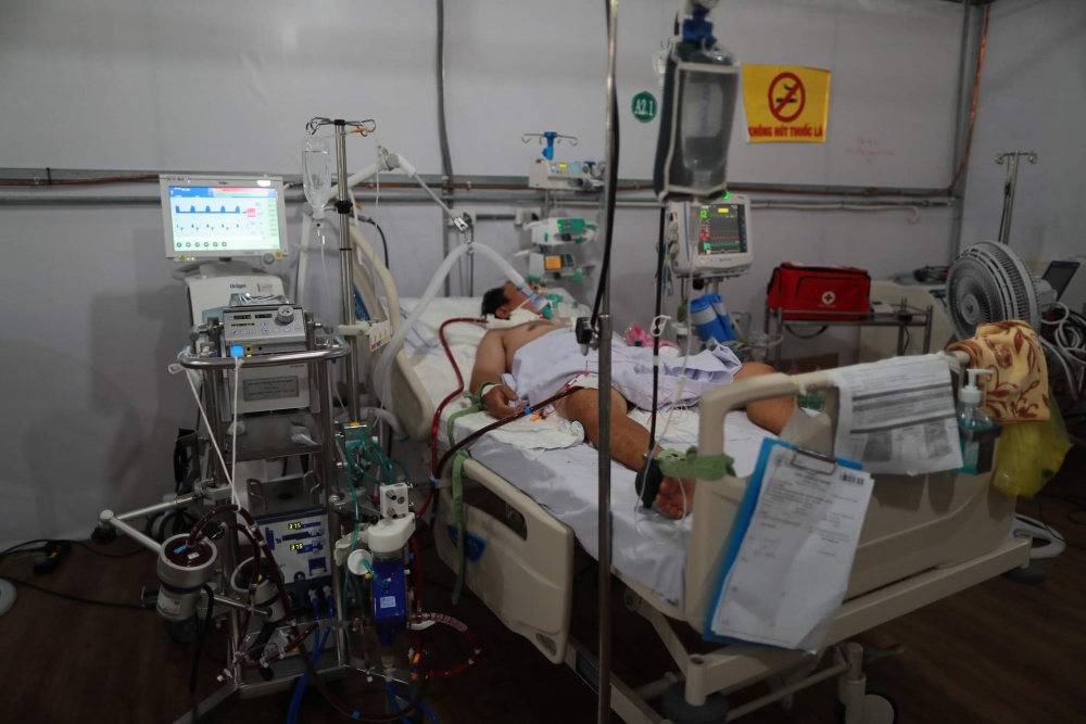 Thành phố Hồ Chí Minh yêu cầu trạm y tế phải tiếp cận F0 mới trong vòng 24 giờ