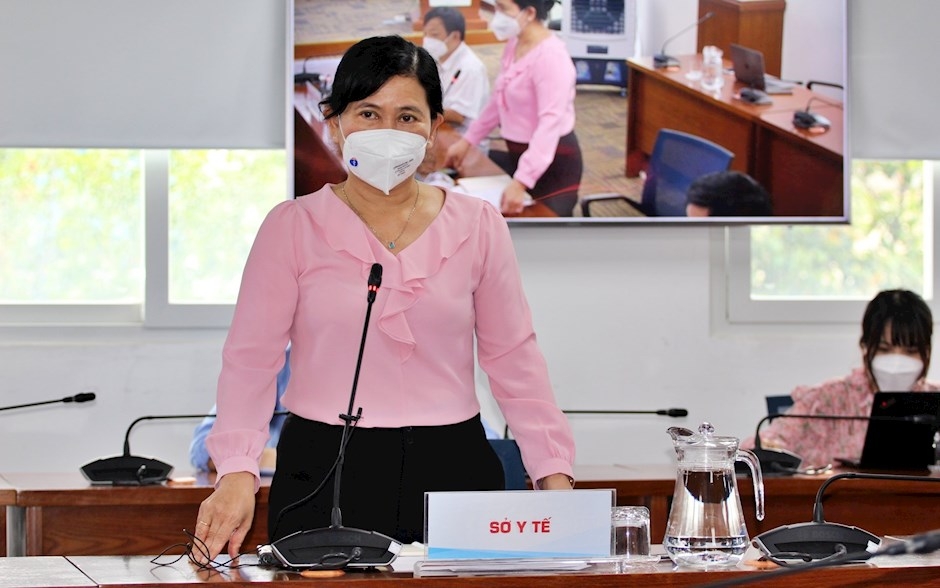 Vì sao gần 1.000 nhân viên y tế ở thành phố Hồ Chí Minh nghỉ việc?